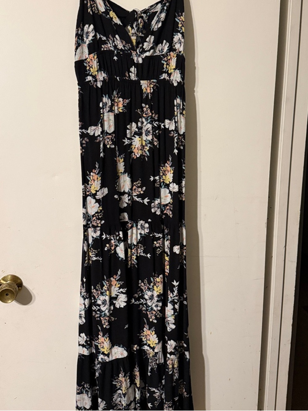 Black Floral Maxi Dress with V-Neck and Adjustable Straps